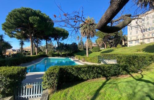 Nervi Apartment | CasaViva-Stylish Trilo with AC-shared pool-parking