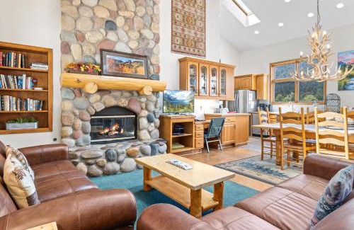 Aspen Brook House | Cascade Mountain Home by Estes Park Homes home