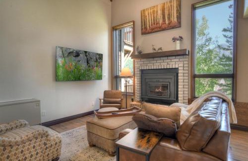 Purgatory House | Cascade Village 27