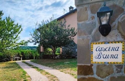 Bobbio Villa | Cascina Bruna Spacious villa with panoramic view and garden in Val Trebbia