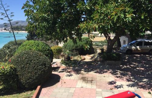 Fontane Bianche Apartment | Casetta in Riva al Mare
