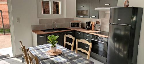 Tulette Apartment | Casevielle le calme en Provence