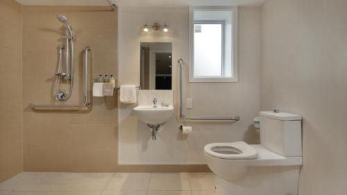 Linwood Hotel | Cashel Court Motel
