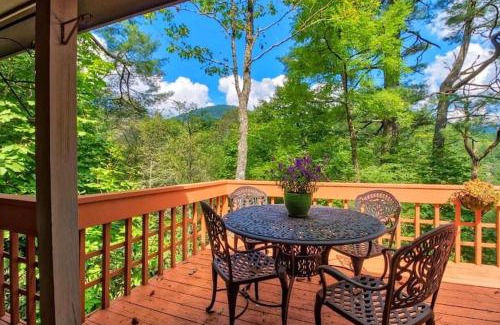 Cashiers House | Cashiers Cedar Creek Club Cabin