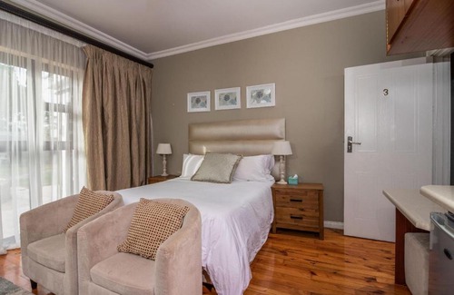 Port Elizabeth House | Cashmere Suites