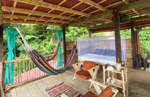 Palomino Cabin | Casinha da Floresta