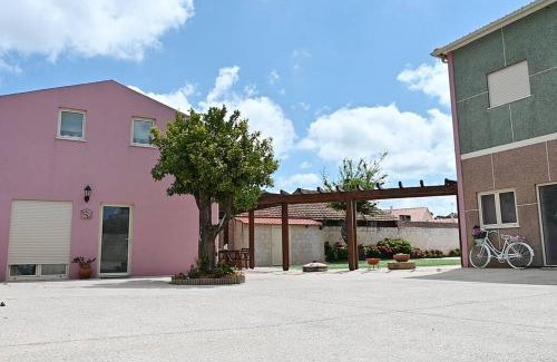 Bajouca House | Casinhas Escondidinho
