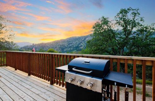 Three Rivers House | Casita 3 Rios Secluded Mountain Top Home Minutes to Sequoias & Kings Canyon