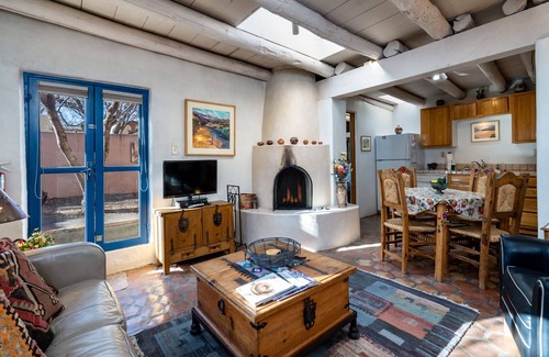 South Capitol Cabin | Casita Don Manuel