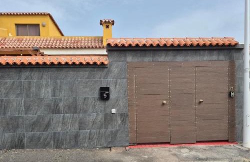 Arenas del Mar Apartment | Casita El Médano, Terraza privada, Zona surf