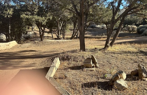 Northeast Santa Fe Cottage | Casita in Private Wooded Area