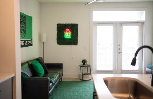 McNeil Apartment | Casita Verde - Near Q2 plus Domain - Fast Wifi & Gym