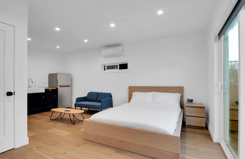 Palms Apartment | Casita with private gated entrance