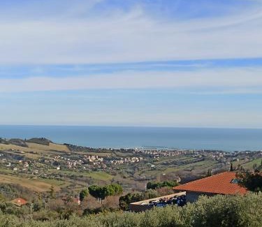 Acquaviva Picena House | Casolare Azzurro