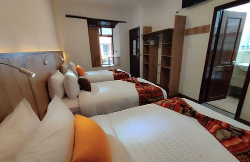 Quito Hotel | Casona Tobar Hotel - Hotel escuela