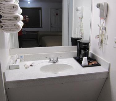 Cassville Hotel | Cassville Budget Inn