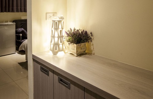 Xitun District House | Cast