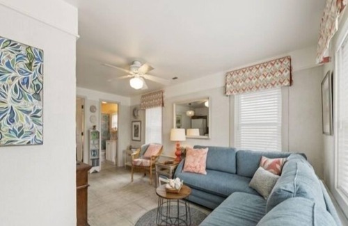 Kure Beach Villa | Castaway Cottage (3-Bedroom Villa) by RedAwning