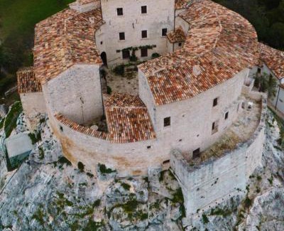 Acquasanta Terme House | Castel Di Luco