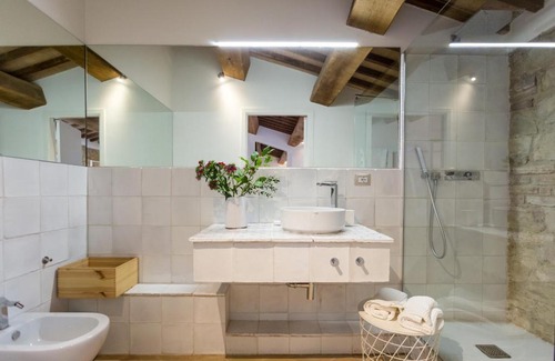 Ramazzano House | CASTELLO DI RAMAZZANO - Tenute Aliani