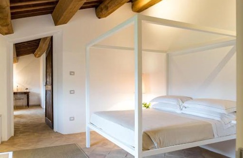 Ramazzano House | CASTELLO DI RAMAZZANO - Tenute Aliani