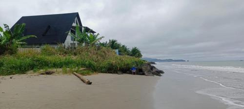 Atacames Villa | Castelnuovo villa del mar