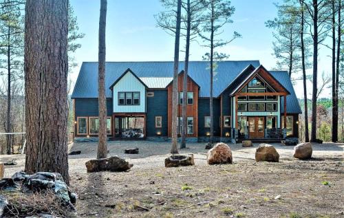 Pickens House | Castle Black