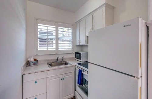 Lauderdale-by-the-Sea Hotel | Castle by the Sea