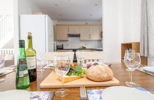 Weymouth House | Castle Cove View
