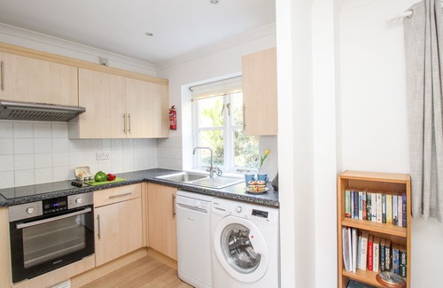 Weymouth House | CASTLE COVE VIEW, pet friendly, with a garden in Castle Cove