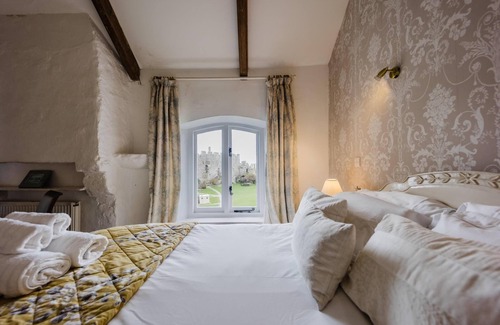 Manorbier Other | Castle House - 5 Bedroom Manorbier Castle House