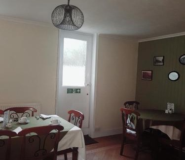 Dover House | Castle House Guest House