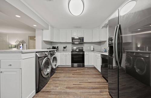 Tucker House | Castle In The Pines l Modern 5BR l Tucker