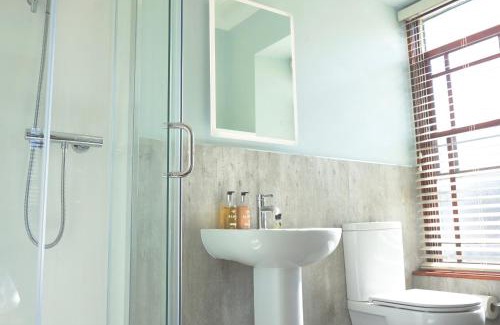 Newport Hotel | Castle Inn