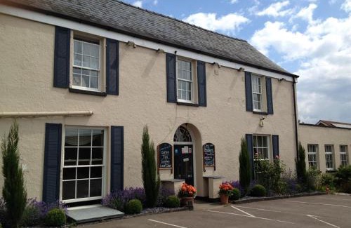 Wilton Bed & Breakfast | Castle Lodge Wilton