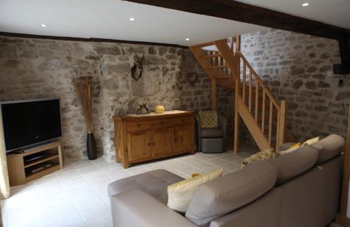 Faux-la-Montagne Apartment | Castle Terrace