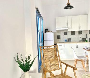 Panteli Apartment | Castle view