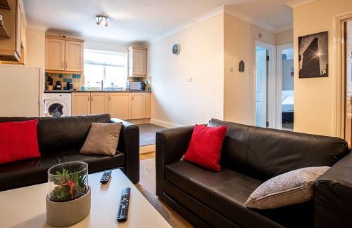 Stansted Apartment | Castle Walk