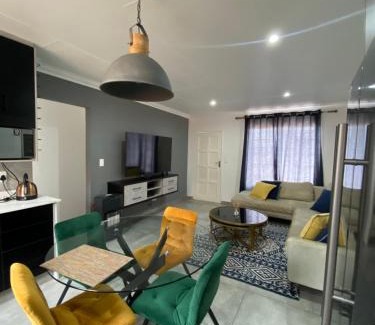 Greater Johannesburg Metropolitan Area Apartment | Castle45
