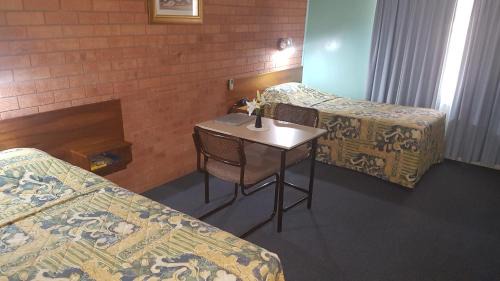 Gilgandra Hotel | Castlereagh Motor Inn