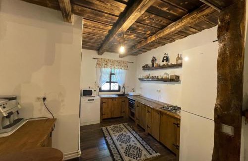 Bistrita Bargaului House | Casuța cu târnaț