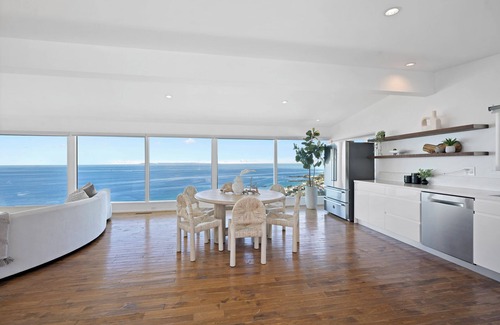South Laguna House | Catalina Ocean View- Walk to Laguna Beach - View from Every Room and Floor