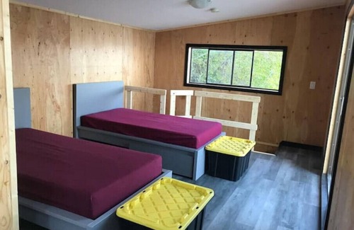 Central Okanagan House | Catbird House, Waterfront Okanagan Lake Peachland