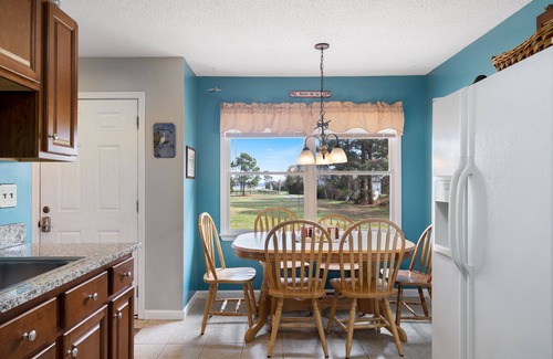 Deep Hole House | Catch of the Day on Chincoteague Island!