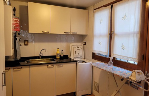 Las Heras House | Category house near the center and Gral San Martin park