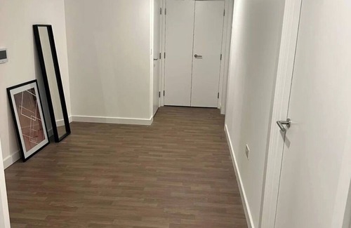 Rushey Green Apartment | Catford Bridge 1BR Flat | Fast Wi-Fi + Transit