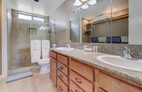 Palm Springs Apartment | Cathedral City Getaway