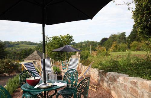 Redbrook Apartment | Cathedral View - Romantic Wye Valley Country House 1 Bed Apartment - Dog Friendly