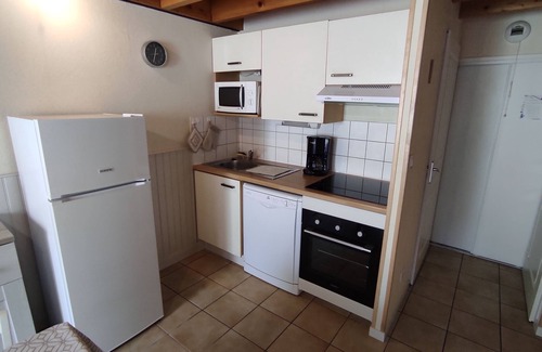 Cauterets Apartment | CAUTERETS, beautiful T3 in residence, 4/6 people, 2 bedrooms, private parking.