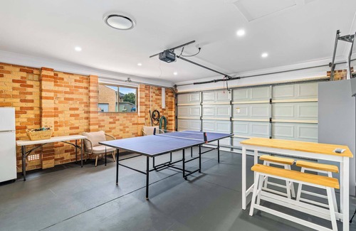 Swansea House | Caves Beach House by Coast Hosting